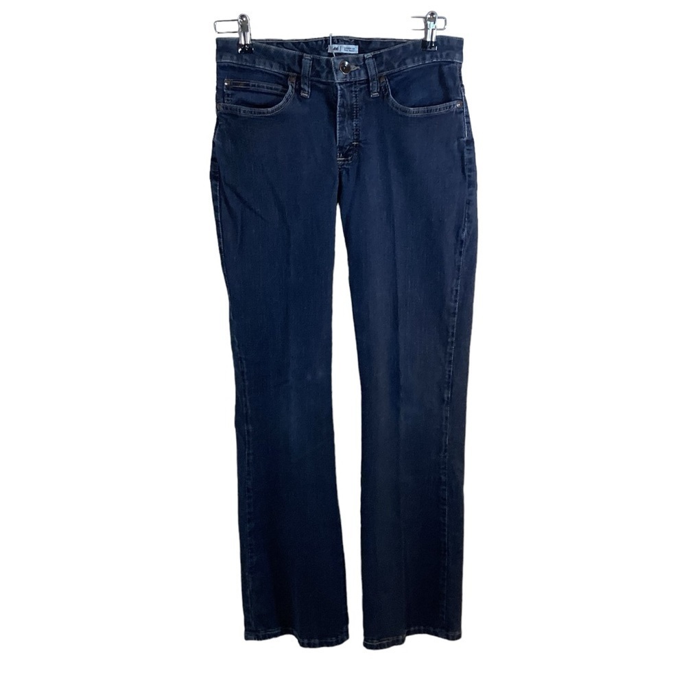 Lee’s Lower On The Waist Women’s Denim’s Distressed Jeans.  Size 6P